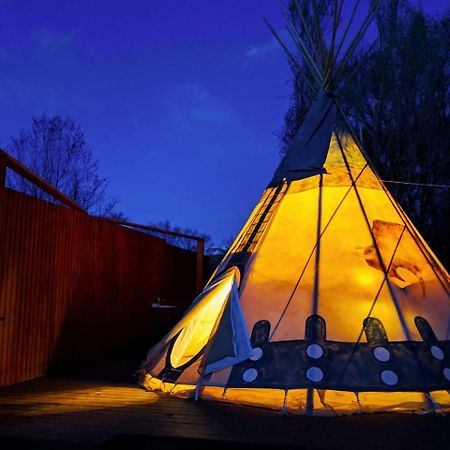 Ok Rv Park Glamping Tipi Ok55 호텔 모아브 외부 사진